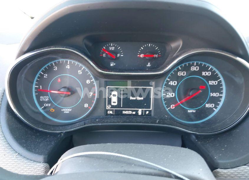 Photo 7 of 2017 Chevrolet Cruze LS AUTO (VIN 1G1BC5SMXH7179429)