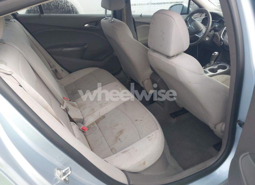 Photo 8 of 2017 Chevrolet Cruze LS AUTO (VIN 1G1BC5SMXH7179429)