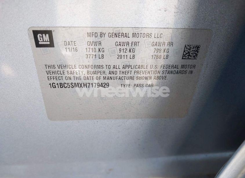 Photo 9 of 2017 Chevrolet Cruze LS AUTO (VIN 1G1BC5SMXH7179429)