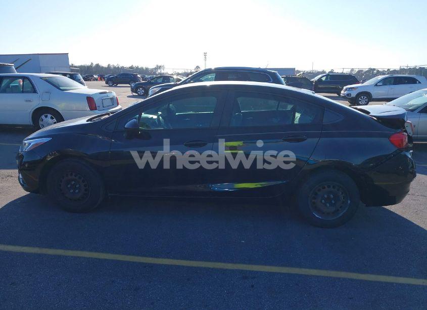 Photo 14 of 2017 Chevrolet Cruze LS AUTO (VIN 1G1BC5SMXH7188454)