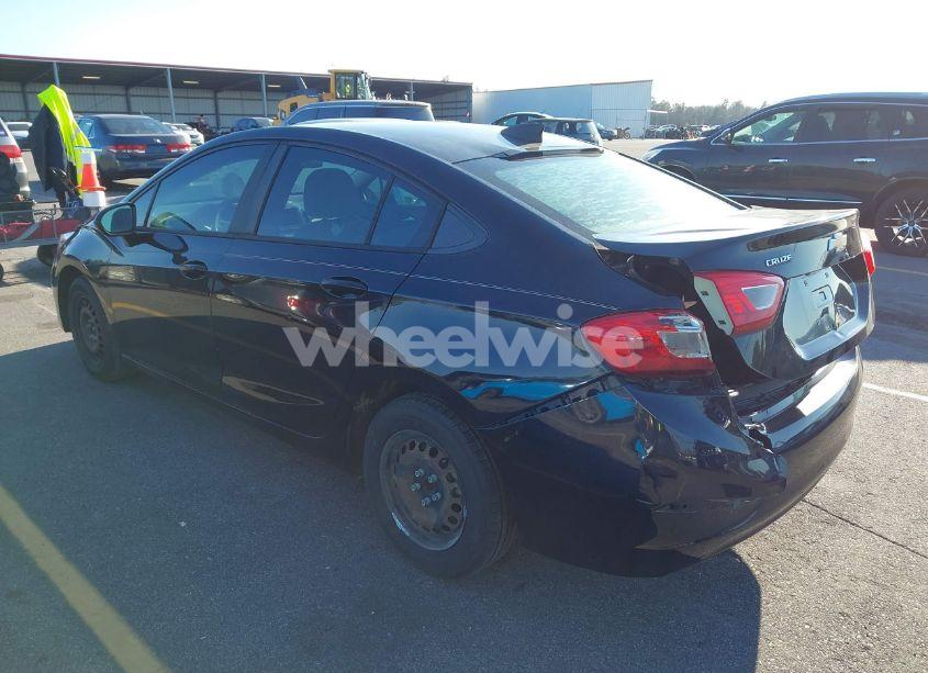 Photo 3 of 2017 Chevrolet Cruze LS AUTO (VIN 1G1BC5SMXH7188454)