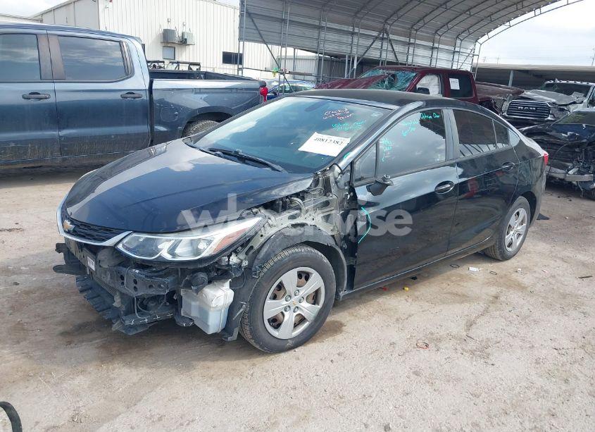 Photo 2 of 2017 Chevrolet Cruze LS AUTO (VIN 1G1BC5SMXH7193170)