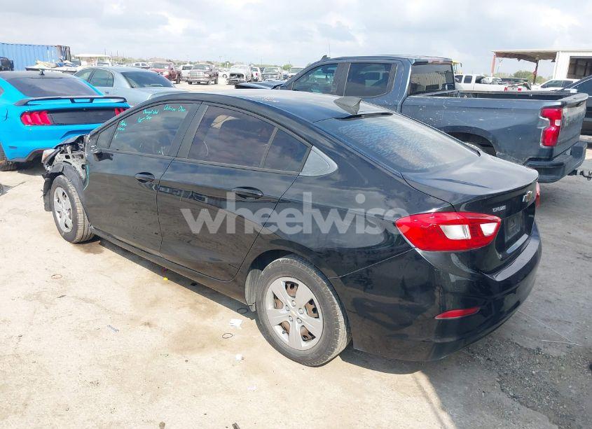 Photo 3 of 2017 Chevrolet Cruze LS AUTO (VIN 1G1BC5SMXH7193170)