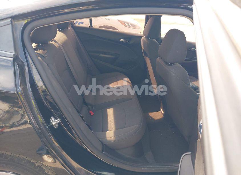 Photo 8 of 2017 Chevrolet Cruze LS AUTO (VIN 1G1BC5SMXH7193170)