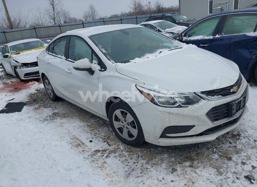 2017 Chevrolet Cruze LS AUTO (VIN 1G1BC5SMXH7197073) main photo