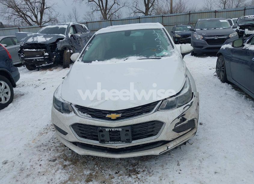 Photo 12 of 2017 Chevrolet Cruze LS AUTO (VIN 1G1BC5SMXH7197073)