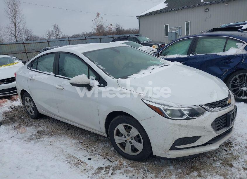 Photo 13 of 2017 Chevrolet Cruze LS AUTO (VIN 1G1BC5SMXH7197073)