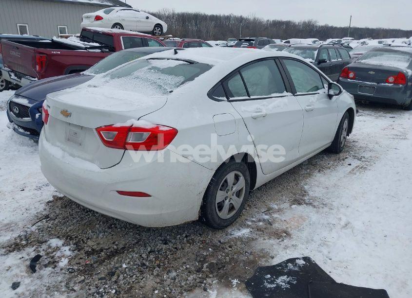 Photo 4 of 2017 Chevrolet Cruze LS AUTO (VIN 1G1BC5SMXH7197073)