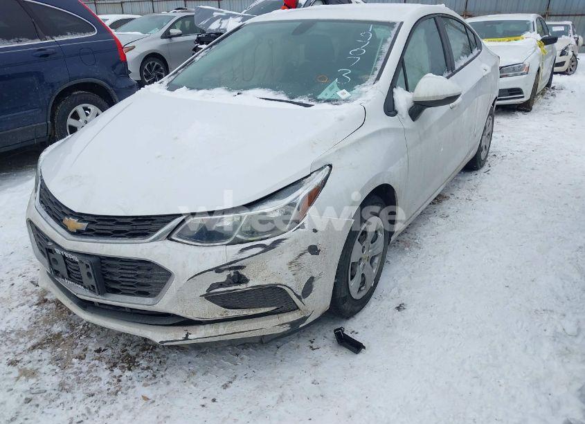 Photo 6 of 2017 Chevrolet Cruze LS AUTO (VIN 1G1BC5SMXH7197073)