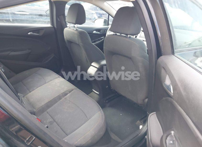 Photo 8 of 2017 Chevrolet Cruze LS AUTO (VIN 1G1BC5SMXH7204975)