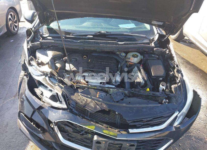 Photo 10 of 2017 Chevrolet Cruze LS AUTO (VIN 1G1BC5SMXH7226524)