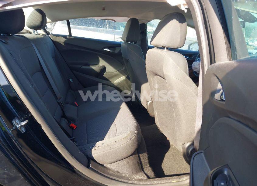 Photo 8 of 2017 Chevrolet Cruze LS AUTO (VIN 1G1BC5SMXH7226524)