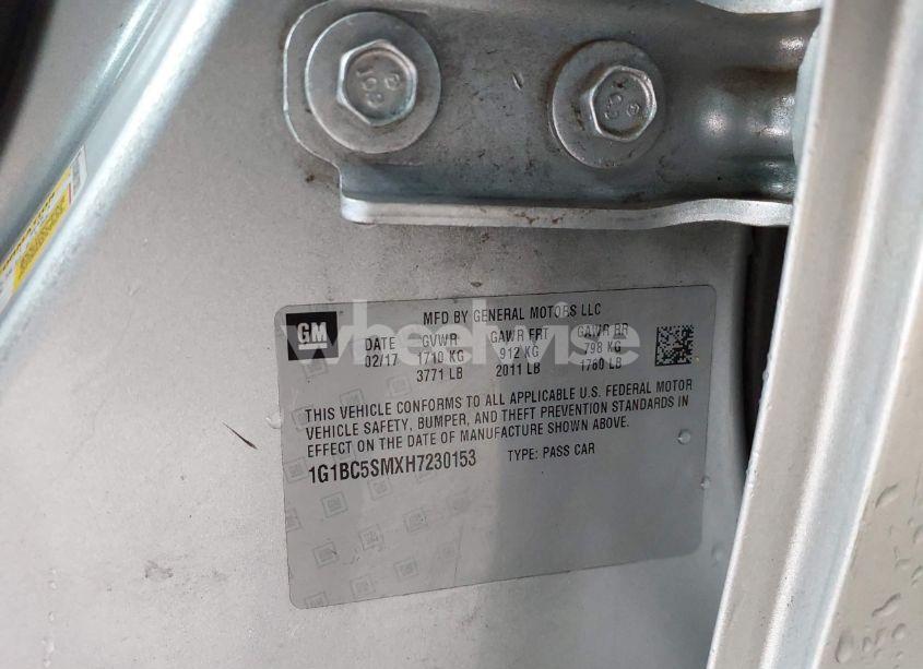 Photo 9 of 2017 Chevrolet Cruze LS AUTO (VIN 1G1BC5SMXH7230153)