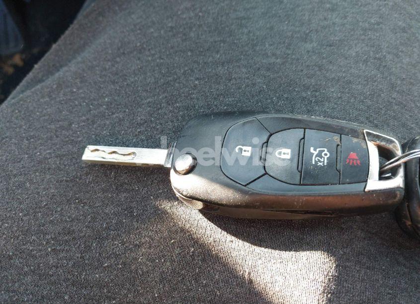 Photo 11 of 2017 Chevrolet Cruze LS AUTO (VIN 1G1BC5SMXH7256199)