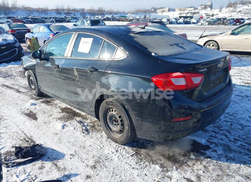 Photo 3 of 2017 Chevrolet Cruze LS AUTO (VIN 1G1BC5SMXH7256199)