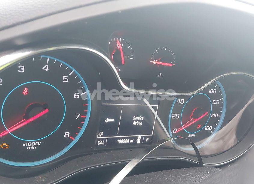 Photo 7 of 2017 Chevrolet Cruze LS AUTO (VIN 1G1BC5SMXH7268174)