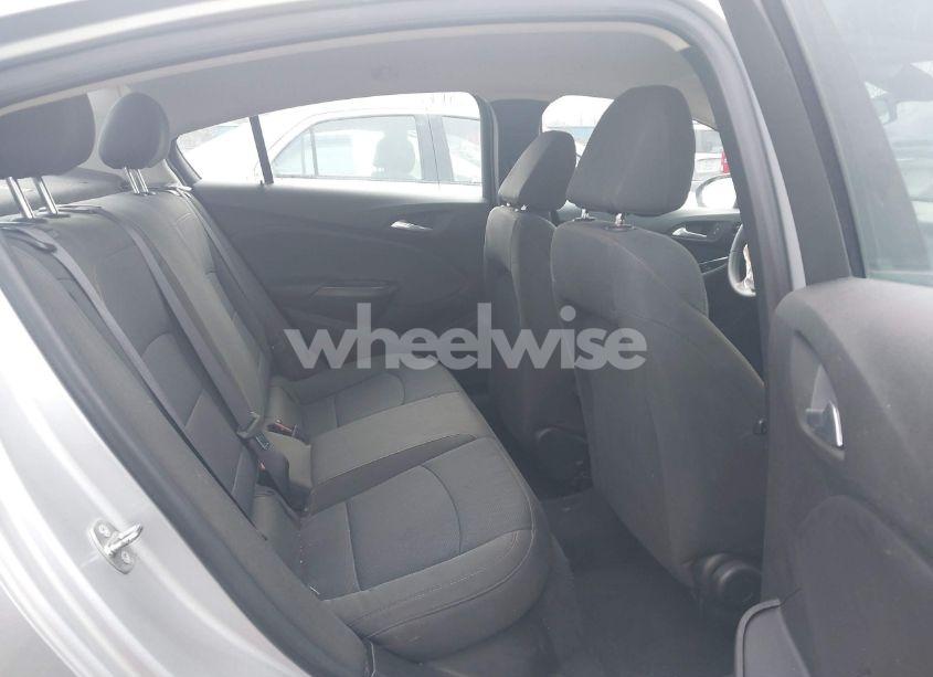 Photo 8 of 2017 Chevrolet Cruze LS AUTO (VIN 1G1BC5SMXH7268174)