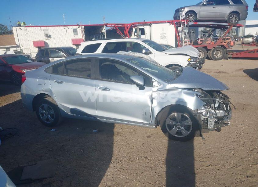 Photo 13 of 2018 Chevrolet Cruze LS AUTO (VIN 1G1BC5SMXJ7101898)