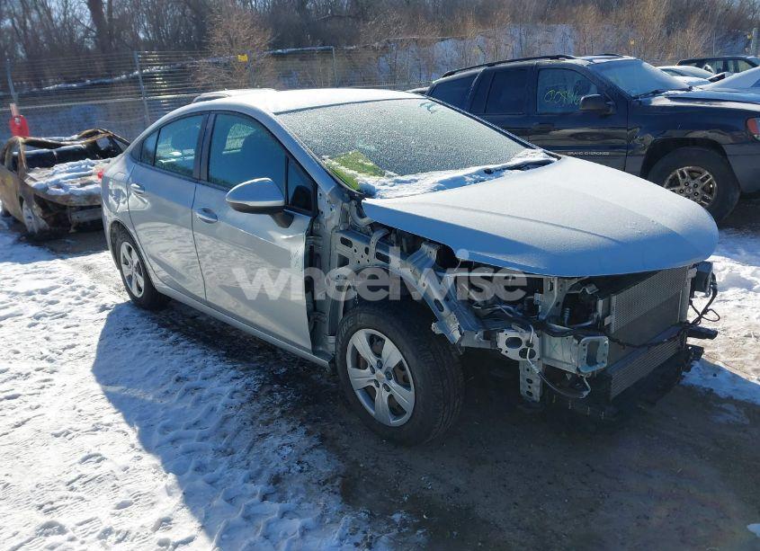 2018 Chevrolet Cruze LS AUTO (VIN 1G1BC5SMXJ7170171) main photo