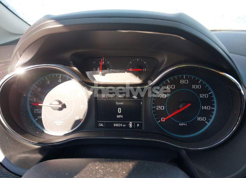 Photo 7 of 2018 Chevrolet Cruze LS AUTO (VIN 1G1BC5SMXJ7170171)