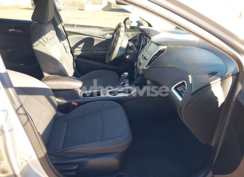 Photo 5 of 2018 Chevrolet Cruze LS AUTO (VIN 1G1BC5SMXJ7191599)