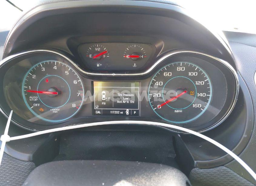 Photo 7 of 2018 Chevrolet Cruze LS AUTO (VIN 1G1BC5SMXJ7191599)