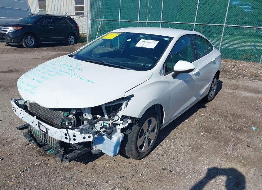 Photo 2 of 2018 Chevrolet Cruze LS AUTO (VIN 1G1BC5SMXJ7191912)