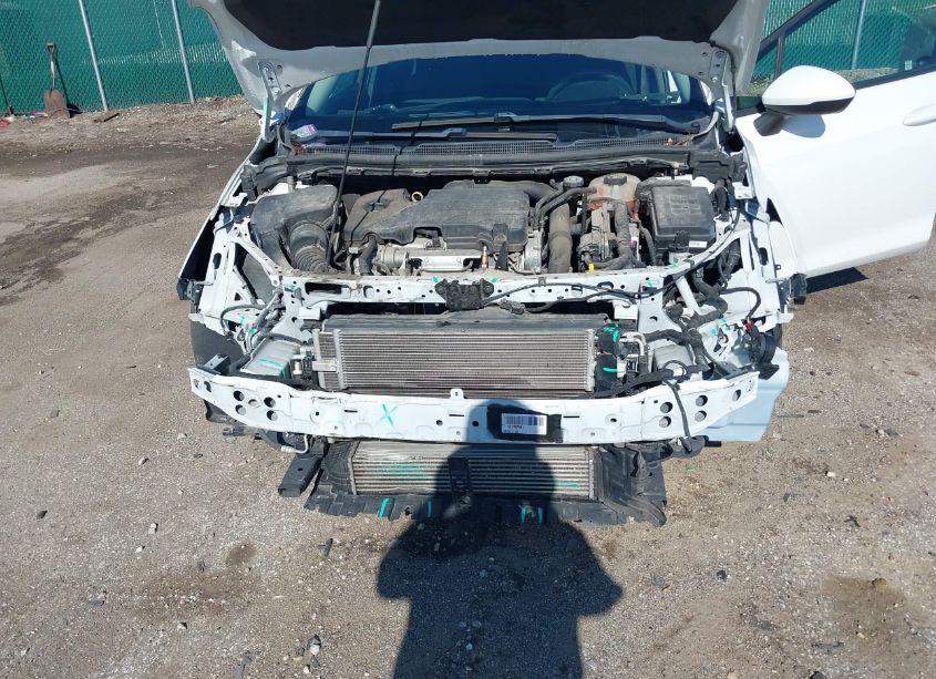 Photo 6 of 2018 Chevrolet Cruze LS AUTO (VIN 1G1BC5SMXJ7191912)