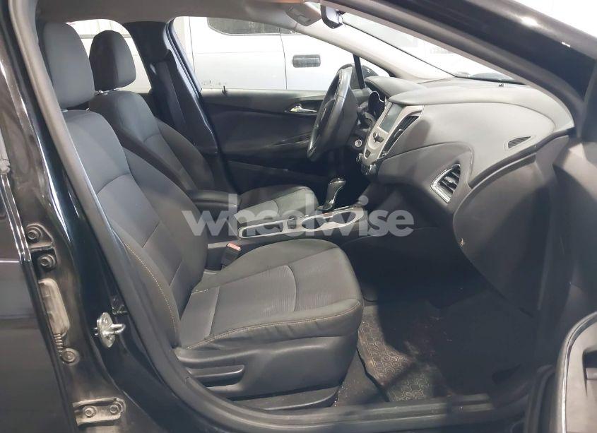 Photo 5 of 2018 Chevrolet Cruze LS AUTO (VIN 1G1BC5SMXJ7203119)