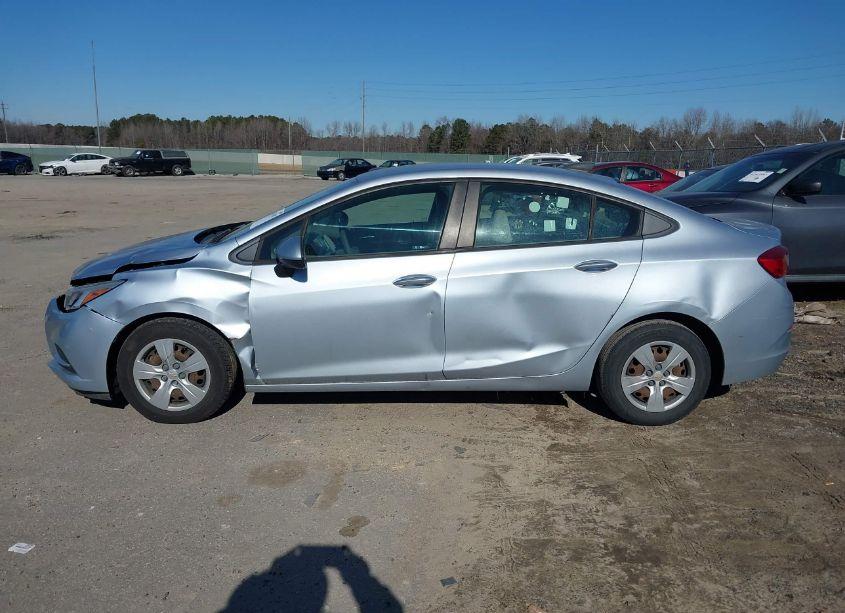 Photo 14 of 2018 Chevrolet Cruze LS AUTO (VIN 1G1BC5SMXJ7211382)