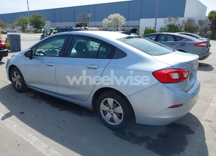 Photo 3 of 2018 Chevrolet Cruze LS AUTO (VIN 1G1BC5SMXJ7223144)