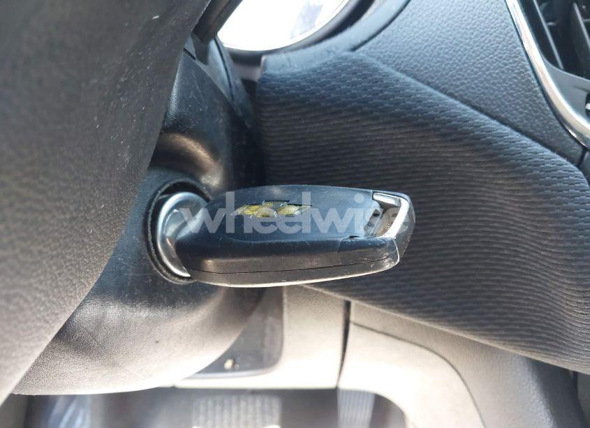 Photo 11 of 2018 Chevrolet Cruze LS AUTO (VIN 1G1BC5SMXJ7247766)