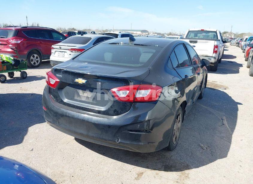 Photo 4 of 2018 Chevrolet Cruze LS AUTO (VIN 1G1BC5SMXJ7247766)
