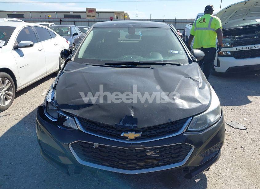 Photo 6 of 2018 Chevrolet Cruze LS AUTO (VIN 1G1BC5SMXJ7247766)