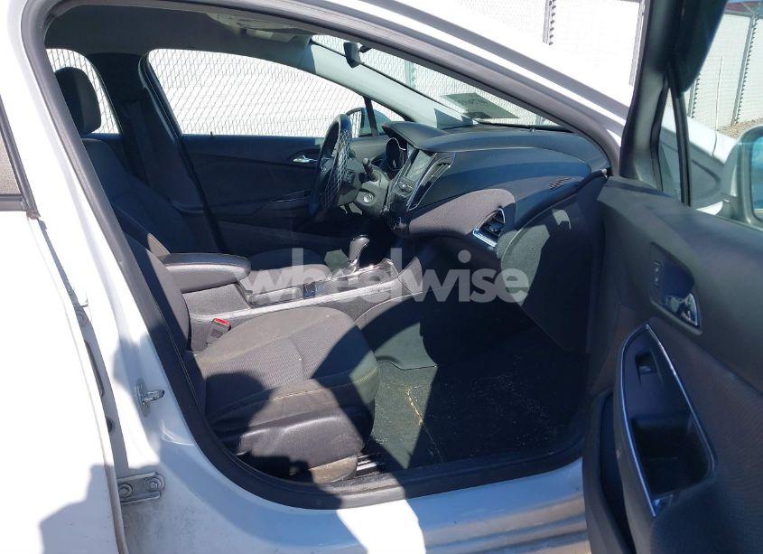 Photo 5 of 2019 Chevrolet Cruze LS (VIN 1G1BC5SMXK7113017)