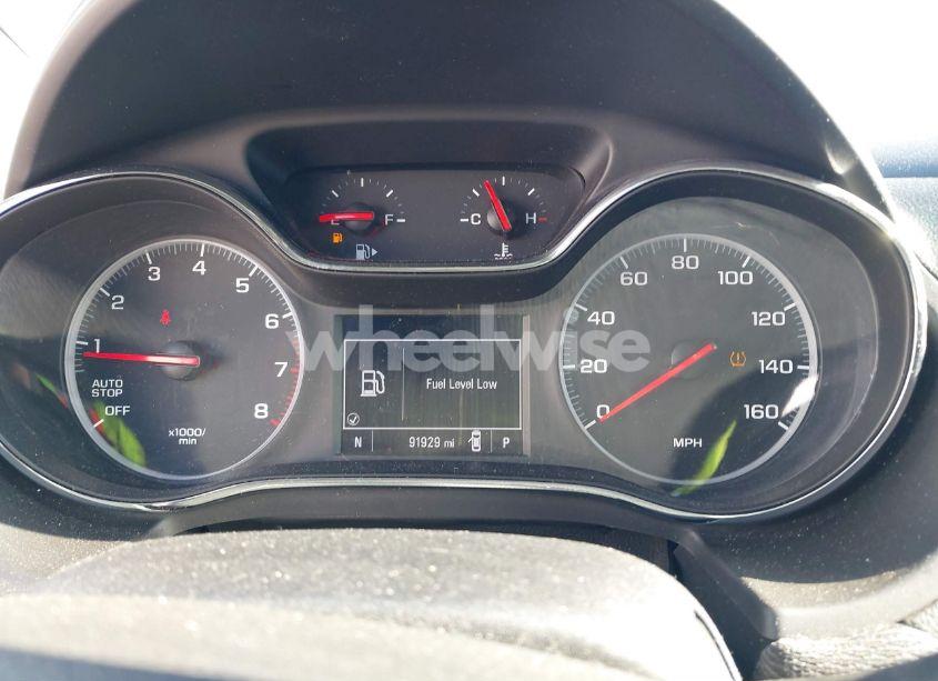 Photo 7 of 2019 Chevrolet Cruze LS (VIN 1G1BC5SMXK7113017)