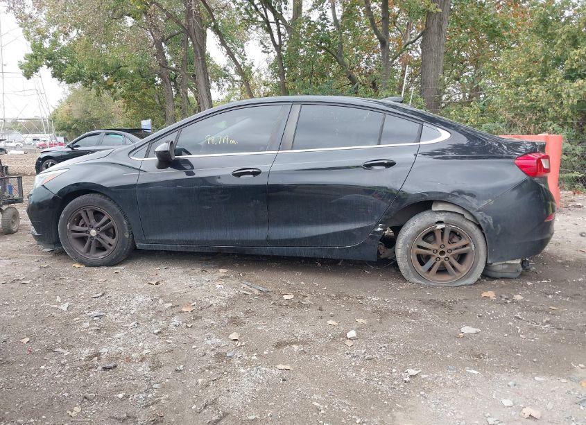 Photo 14 of 2016 Chevrolet Cruze LT AUTO (VIN 1G1BE5SM0G7237640)