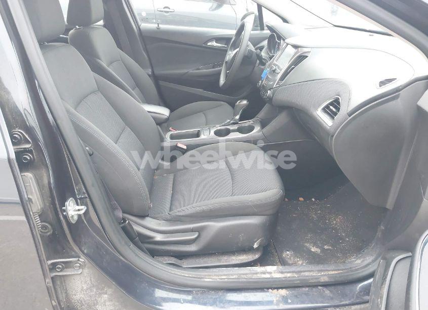 Photo 5 of 2016 Chevrolet Cruze LT AUTO (VIN 1G1BE5SM0G7239355)