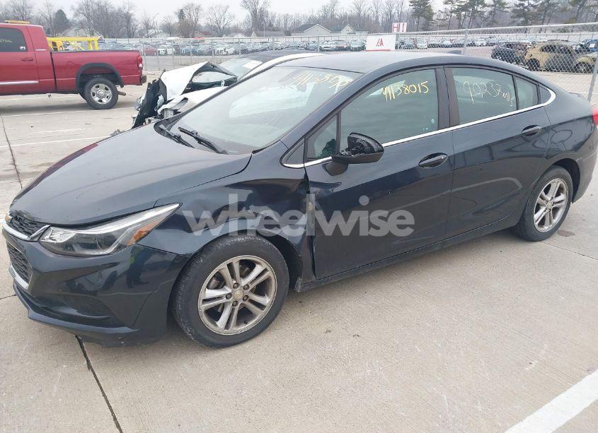 Photo 6 of 2016 Chevrolet Cruze LT AUTO (VIN 1G1BE5SM0G7239355)