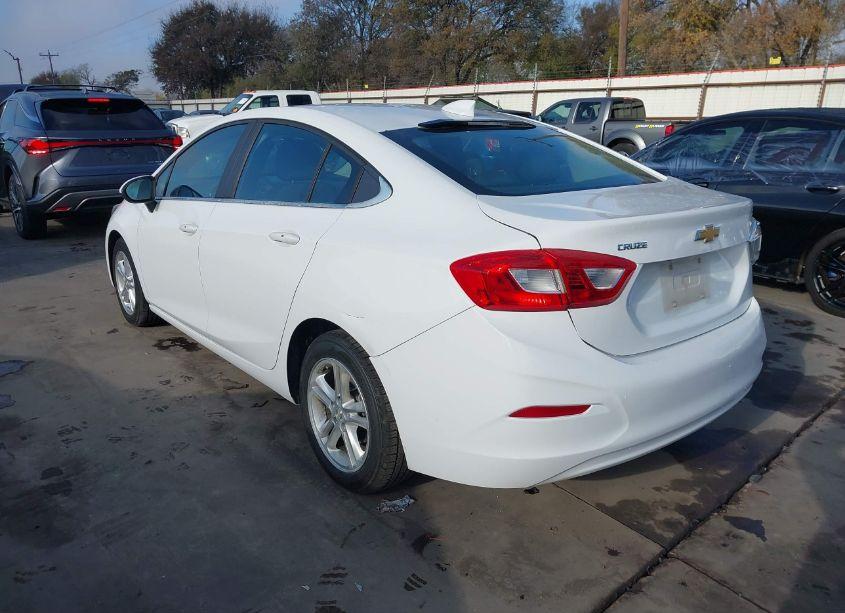 Photo 3 of 2016 Chevrolet Cruze LT AUTO (VIN 1G1BE5SM0G7261050)