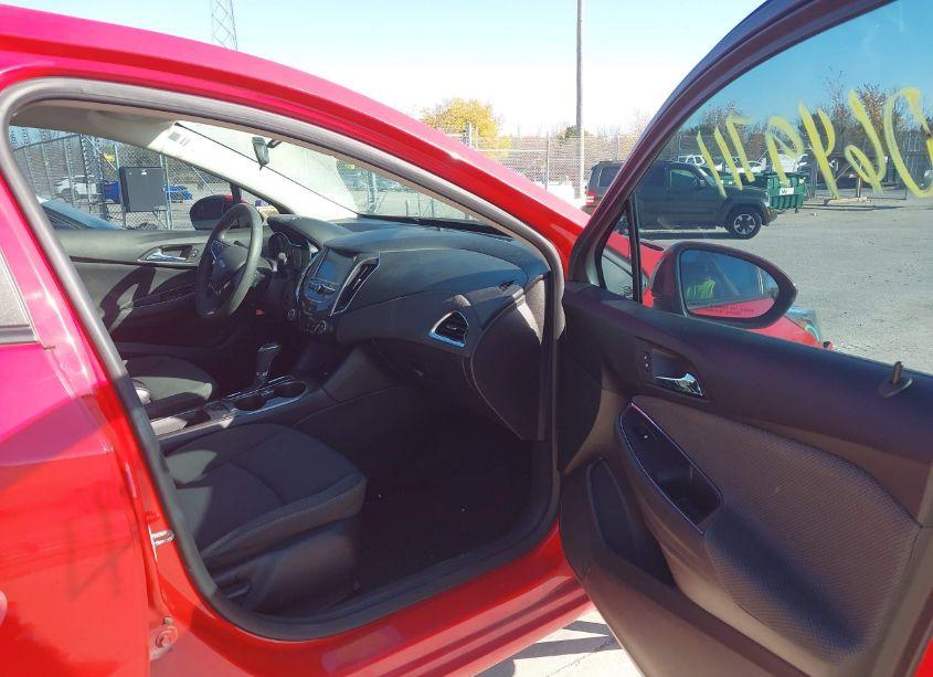 Photo 5 of 2016 Chevrolet Cruze LT AUTO (VIN 1G1BE5SM0G7269214)