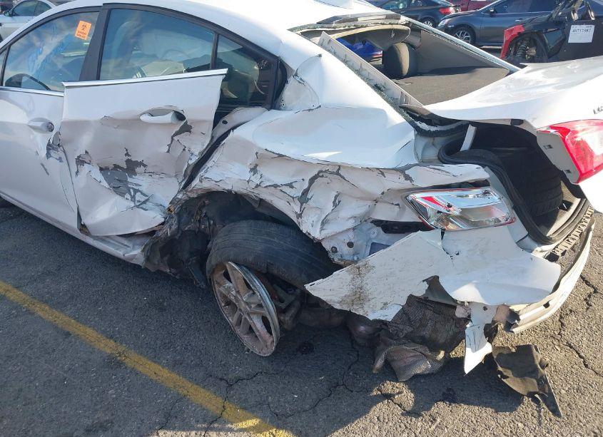 Photo 6 of 2016 Chevrolet Cruze LT AUTO (VIN 1G1BE5SM0G7298454)