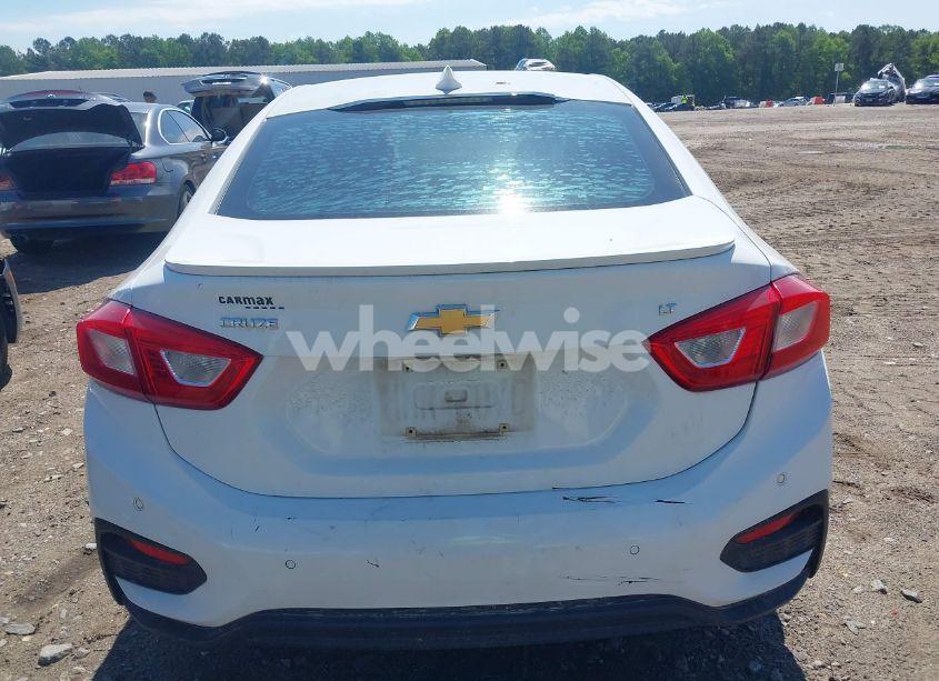 Photo 16 of 2016 Chevrolet Cruze LT AUTO (VIN 1G1BE5SM0G7323434)