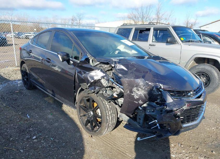 2016 Chevrolet Cruze LT AUTO (VIN 1G1BE5SM0G7323739) main photo