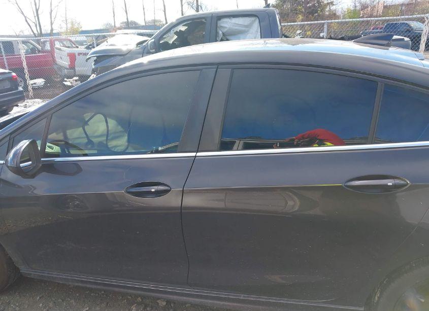 Photo 14 of 2016 Chevrolet Cruze LT AUTO (VIN 1G1BE5SM0G7323739)