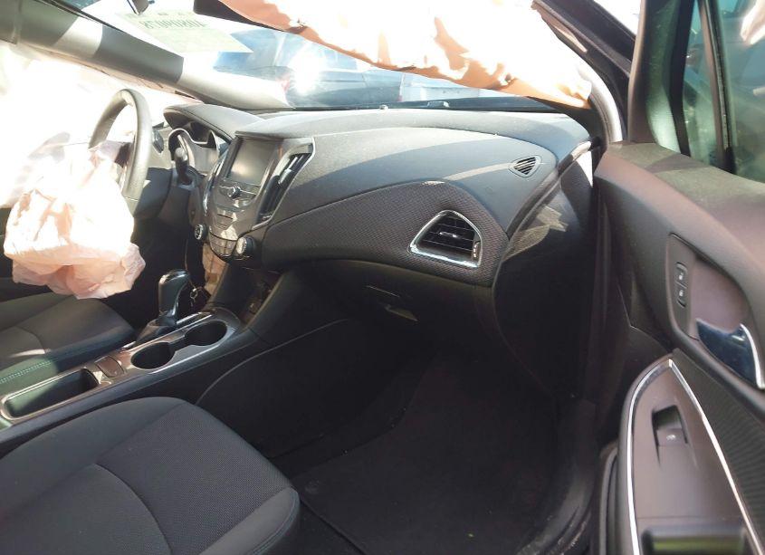 Photo 5 of 2016 Chevrolet Cruze LT AUTO (VIN 1G1BE5SM0G7323739)