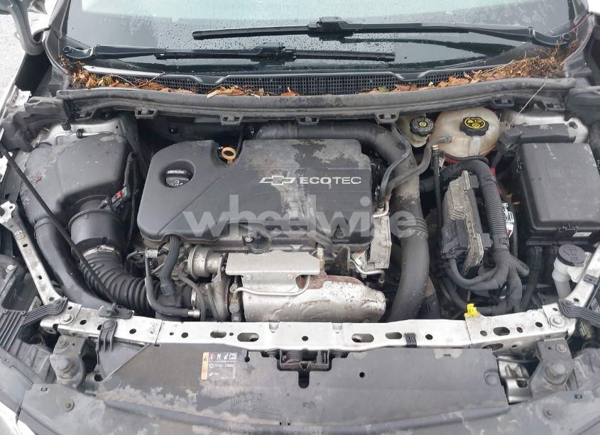 Photo 10 of 2016 Chevrolet Cruze LT (VIN 1G1BE5SM0G7324342)