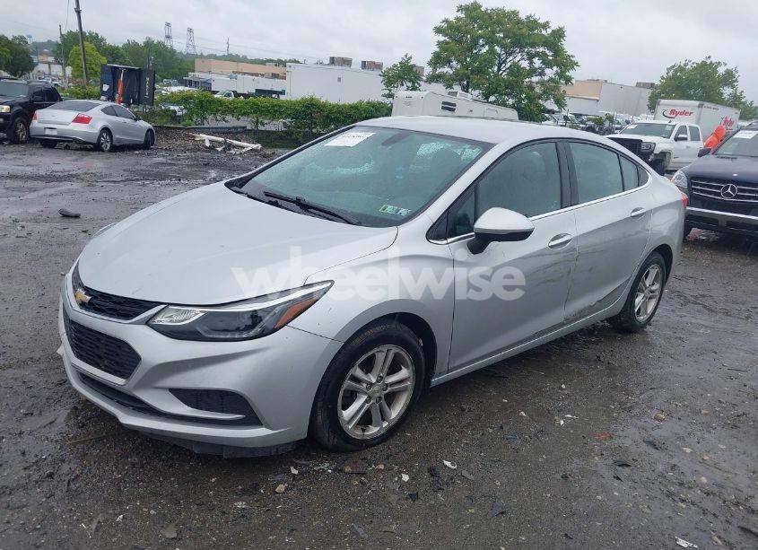 Photo 2 of 2016 Chevrolet Cruze LT (VIN 1G1BE5SM0G7324342)