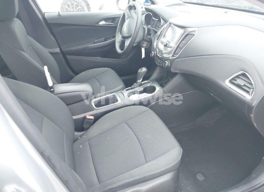 Photo 5 of 2016 Chevrolet Cruze LT (VIN 1G1BE5SM0G7324342)