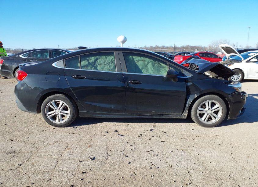Photo 13 of 2016 Chevrolet Cruze LT AUTO (VIN 1G1BE5SM0G7326785)